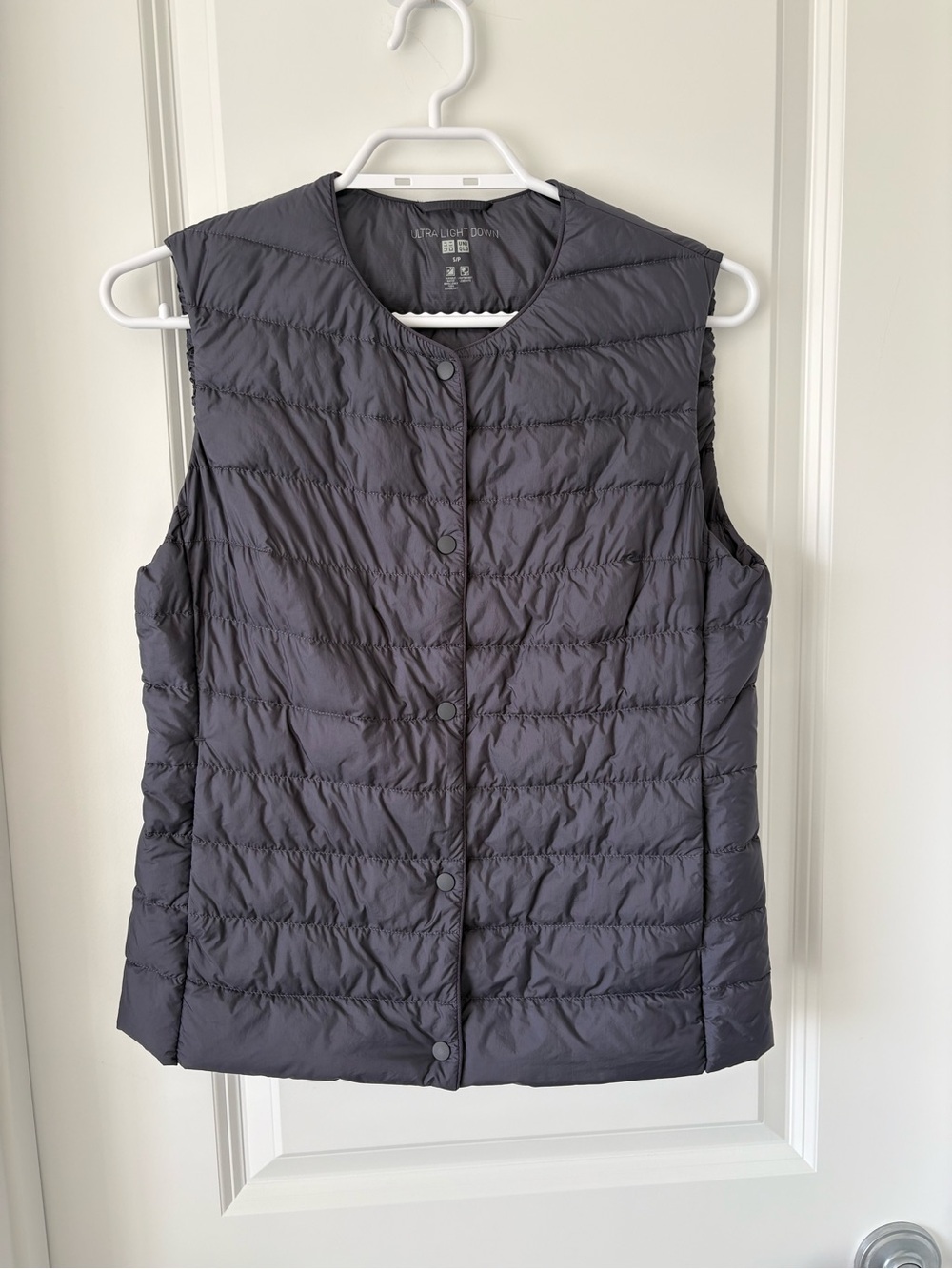 Uniqlo Quilted Sleeveless Down Vest - Charcoal Gray